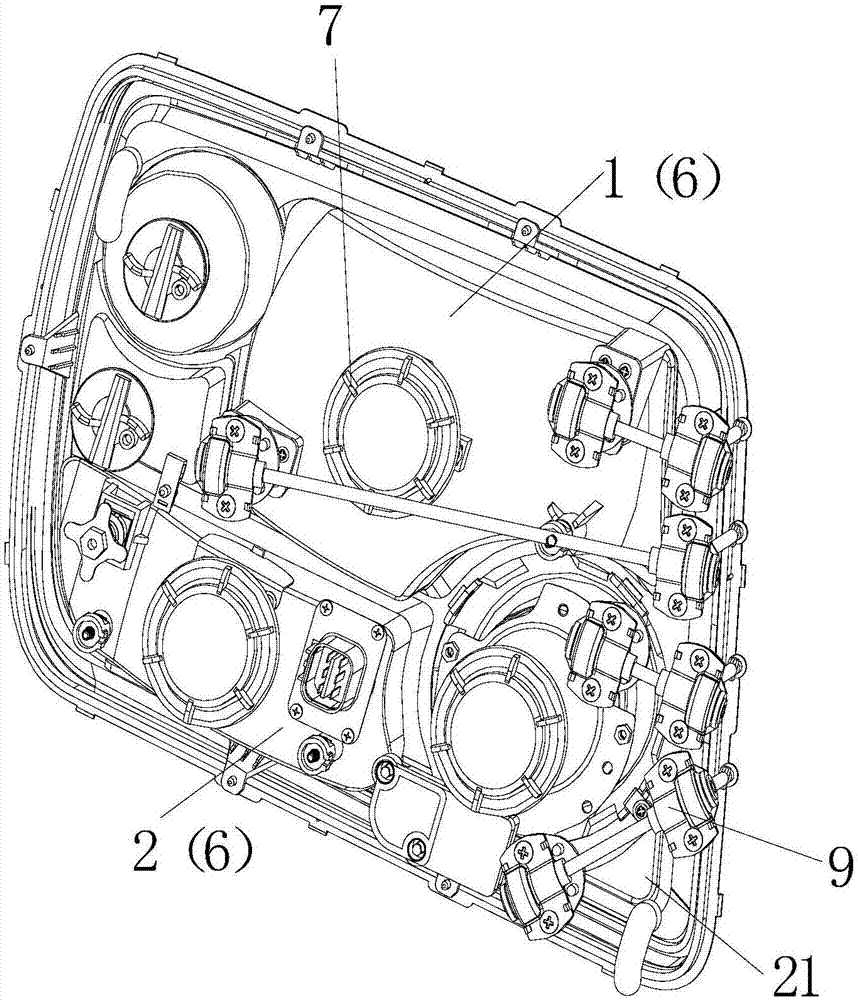 Fog water preventing device for automobile lamp, automobile lamp assembly and vehicle