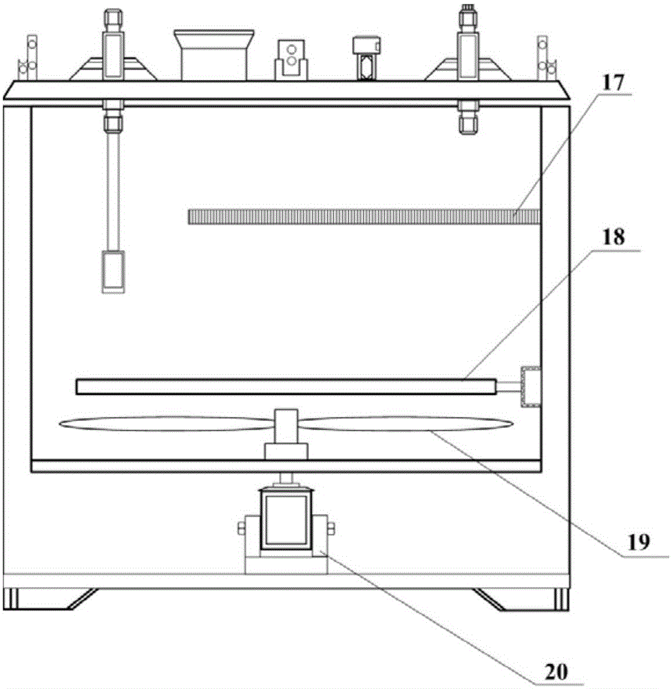 Saturated salt type humidity generator capable of adjusting humidity rapidly