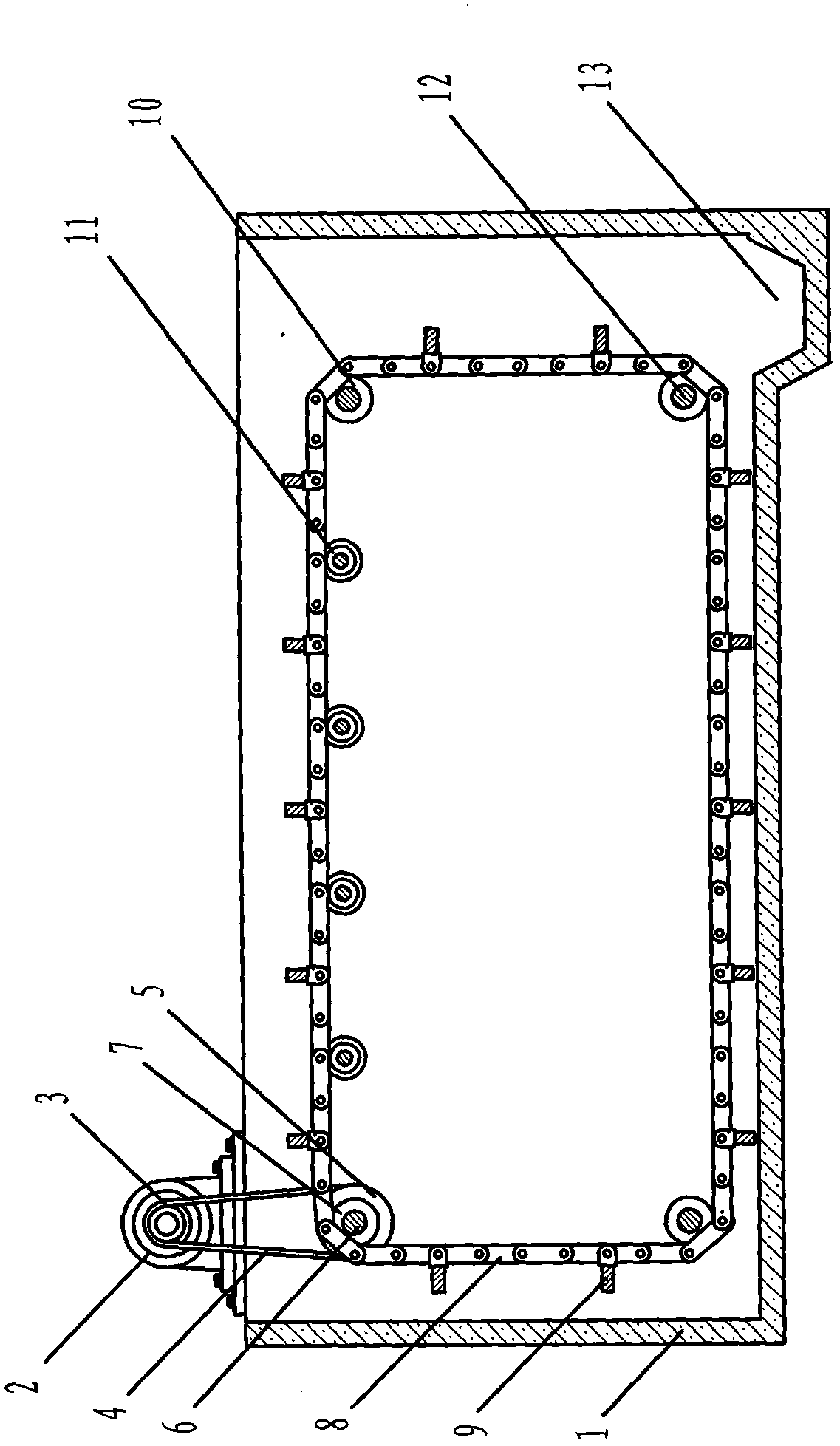 Double-chain driven sludge scraper