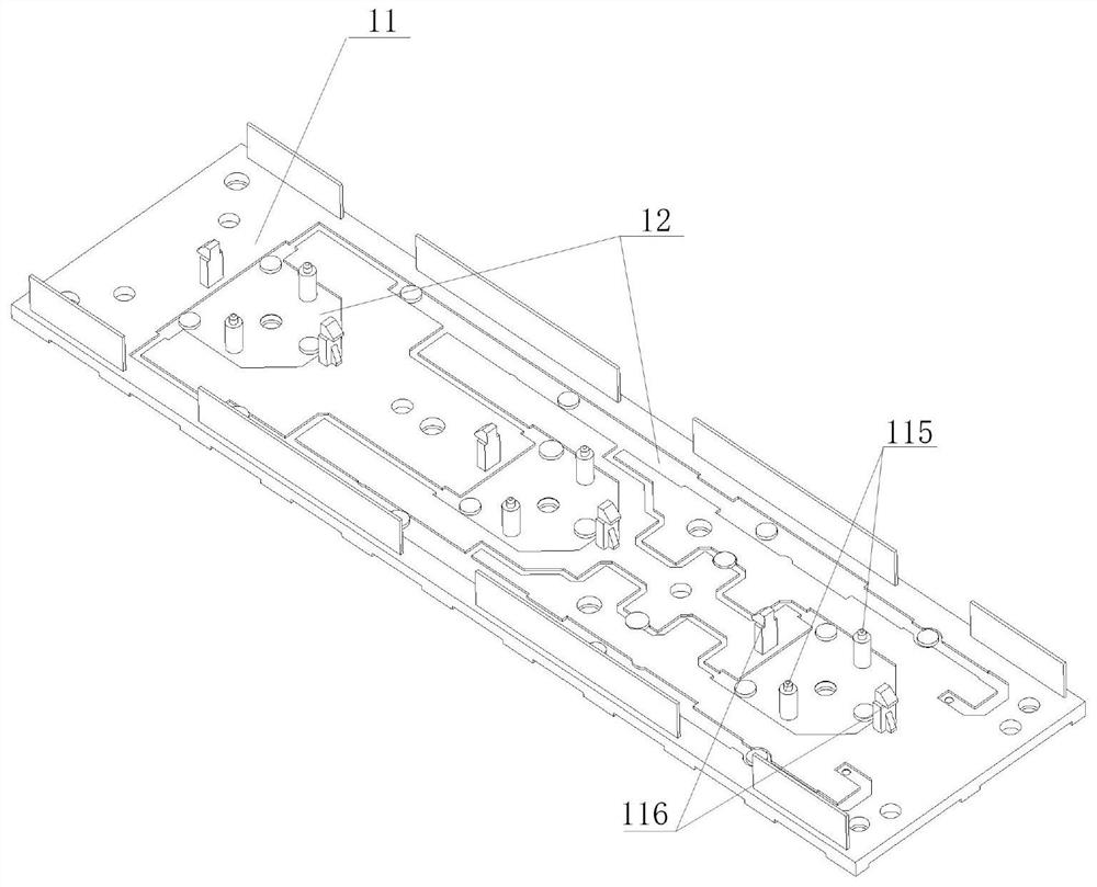 Integrated antenna assembly and antenna array