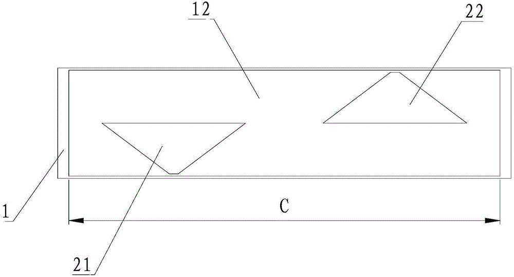 Broadband slot antenna