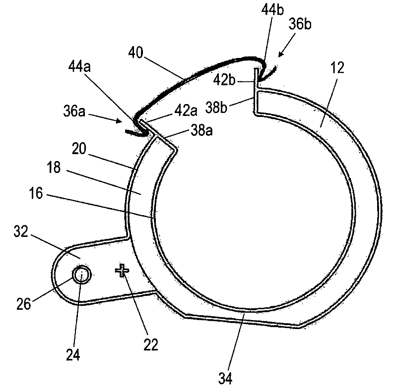 Condensate removal by means of condensate evaporation in a refrigeration device