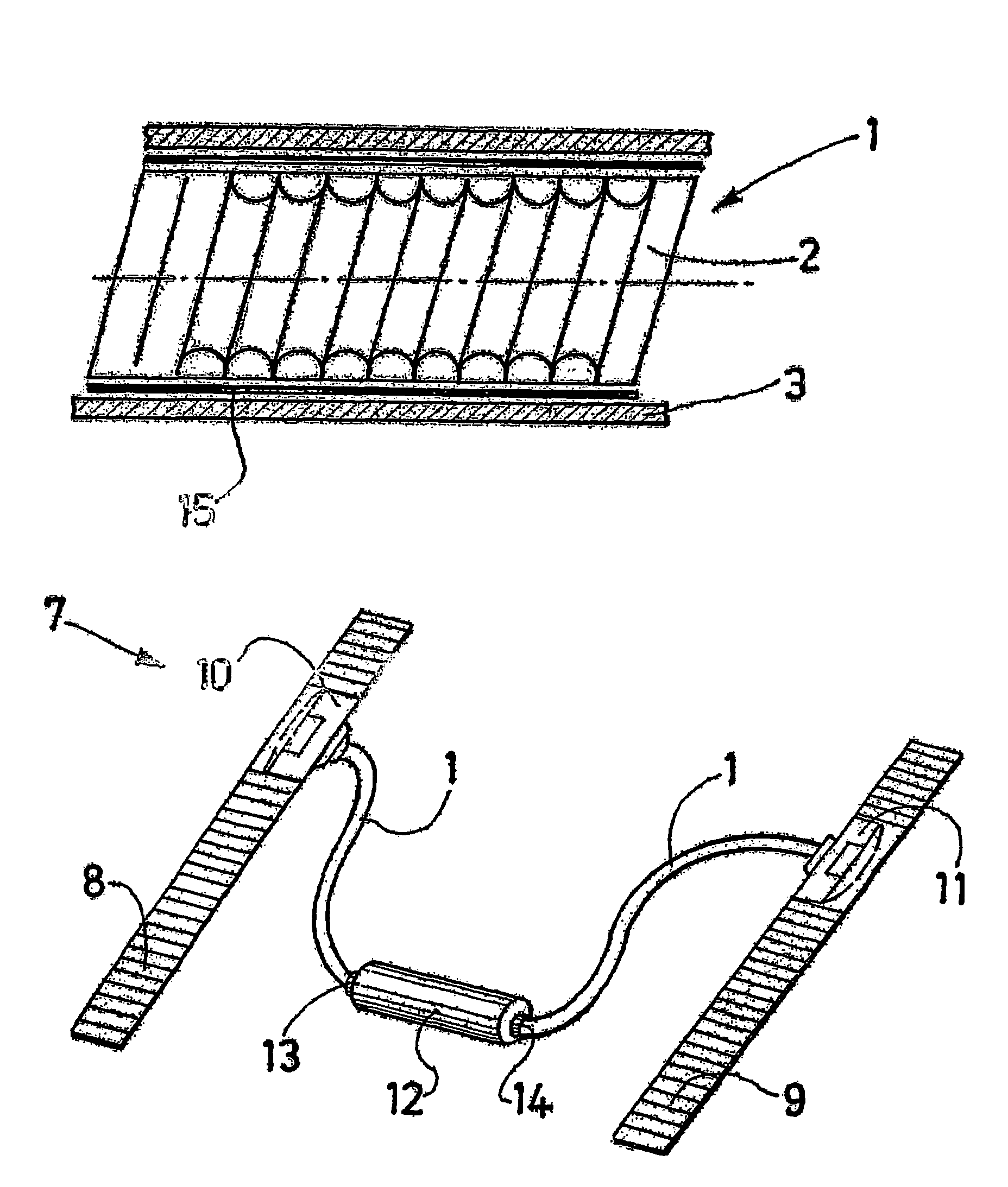 Device for transmitting a rotational movement by means of a smooth shaft