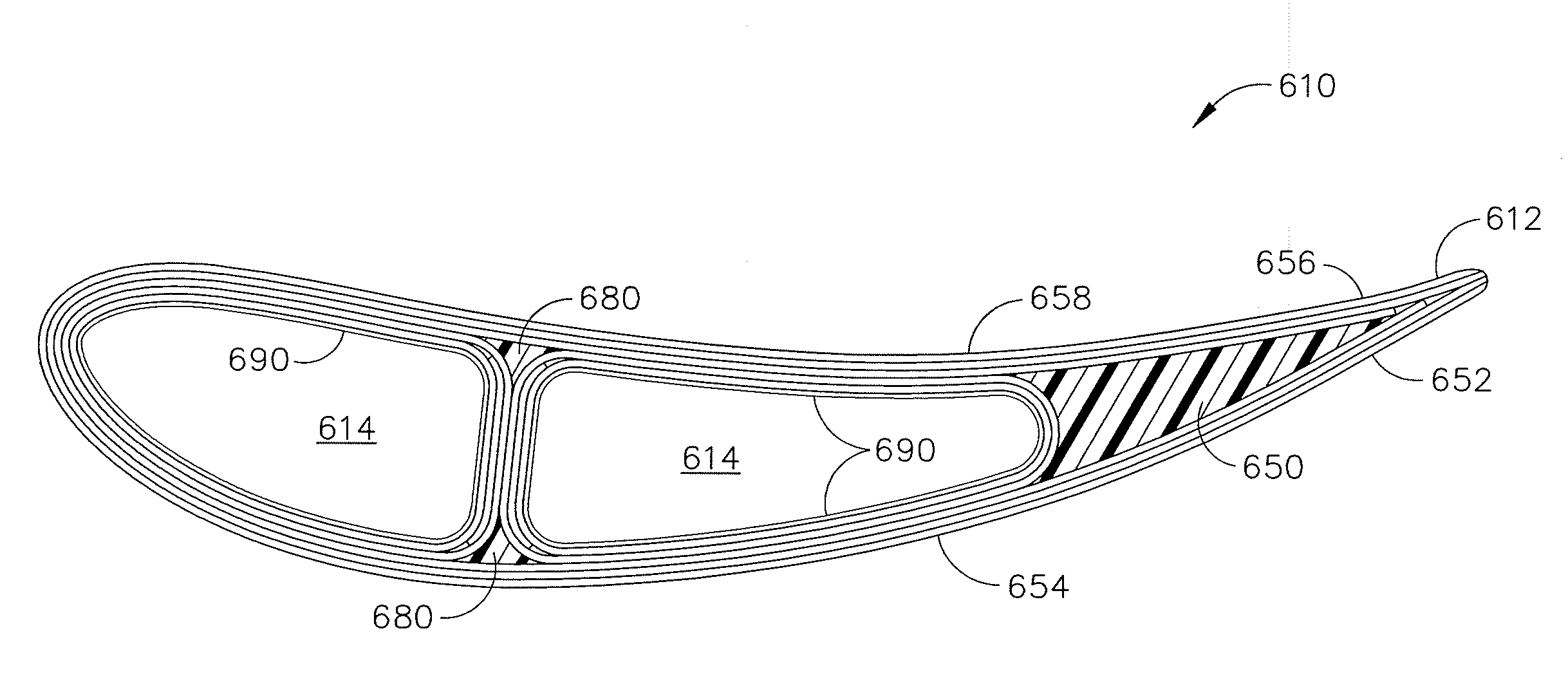 Cmc articles having small complex features