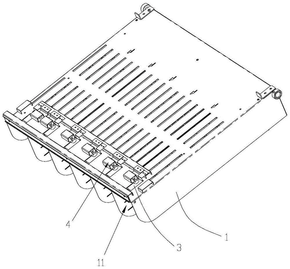 Spring-type vending machine, cargo outlet device thereof and cargo blocking preventing mechanism