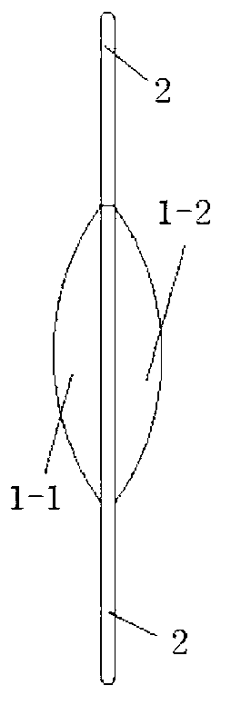 Artificial lens with differently modified front and rear ultraviolet irradiation surfaces, and preparation method thereof