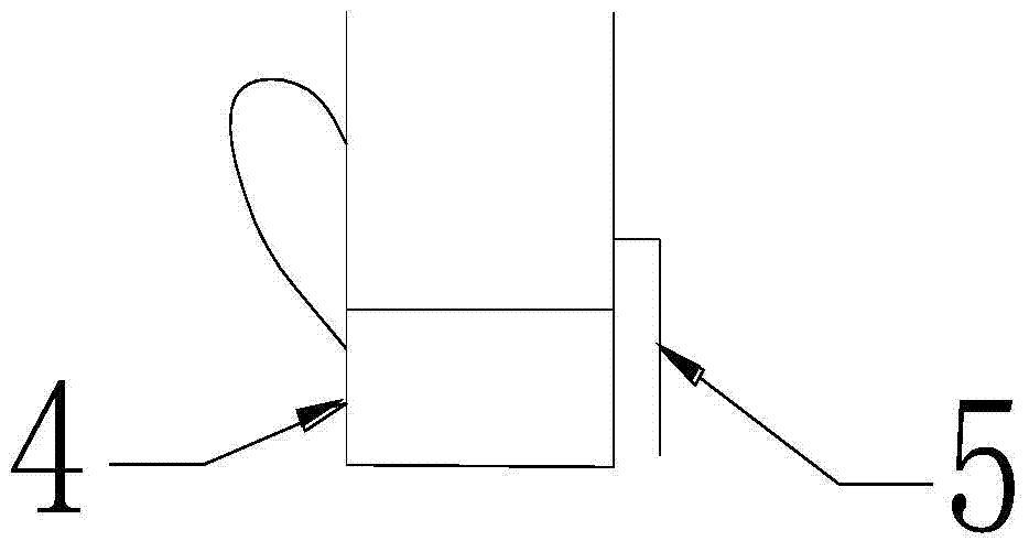 Appliance for removing oil slick on surface of soap