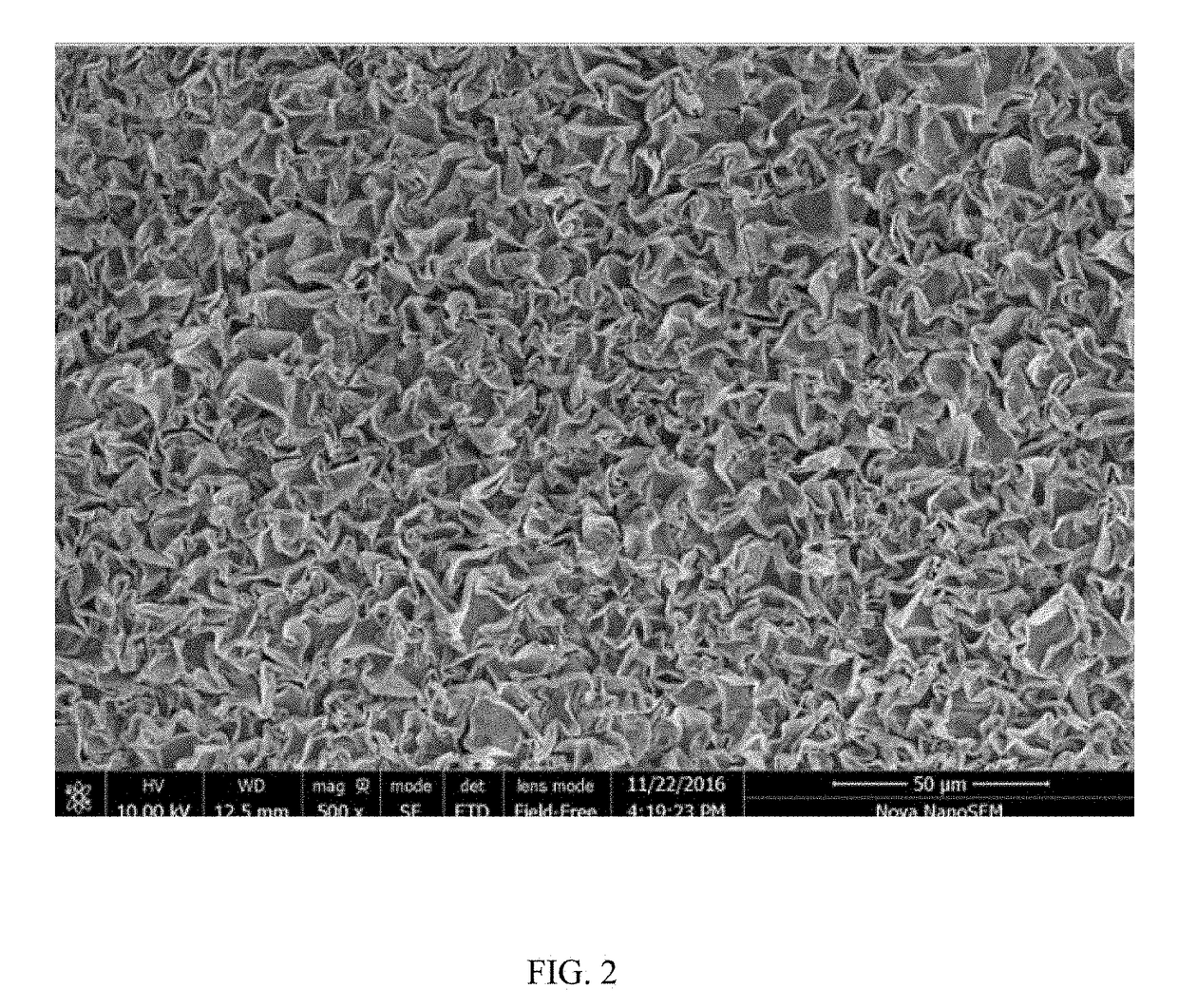 Composite structure with porous metal