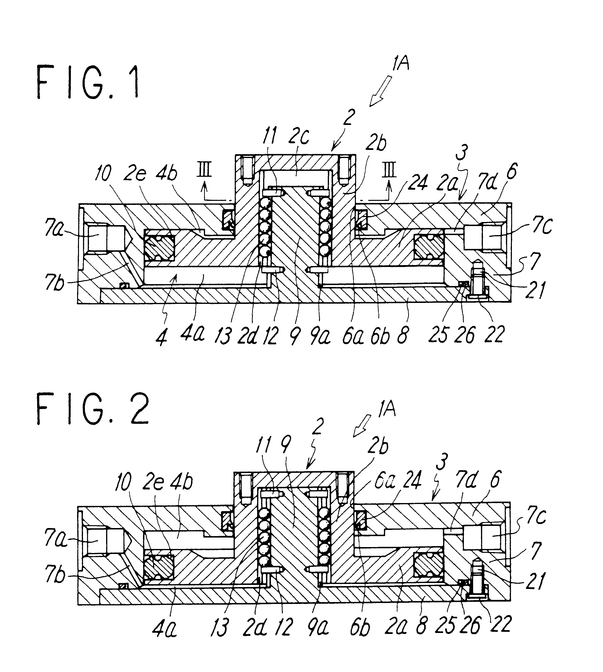 Cylinder having guide