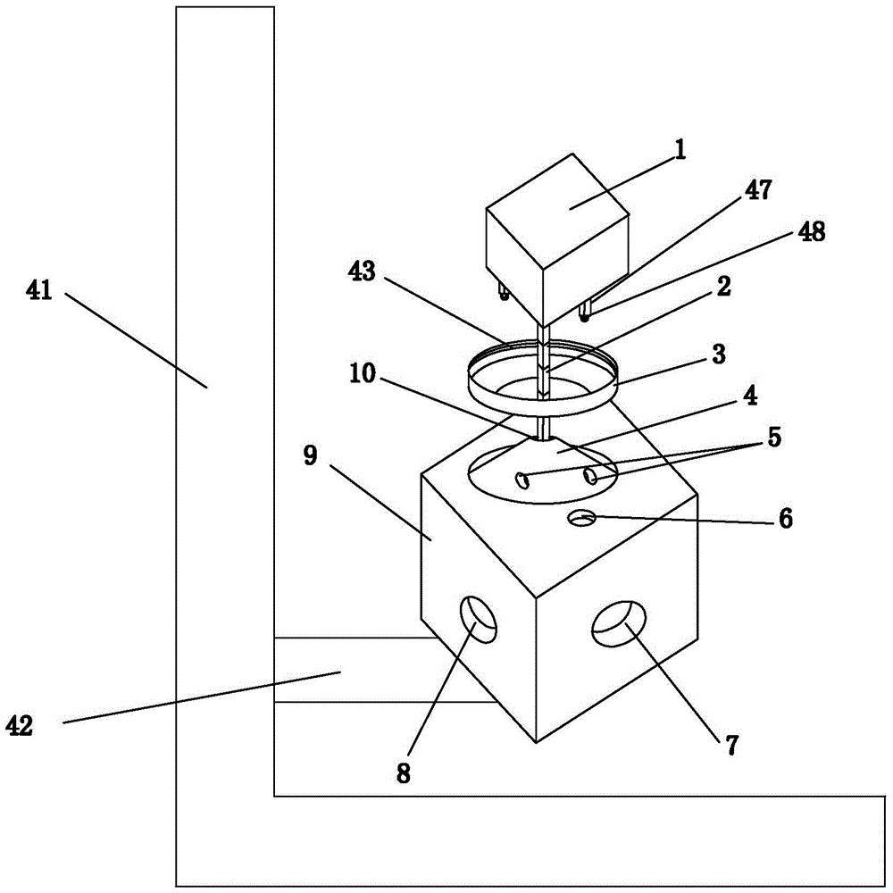 An underground optical cable transfer box for preventing from being submerged in water