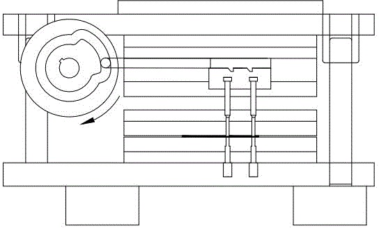 Multi-variety-shared cam-type distribution punching progressive die