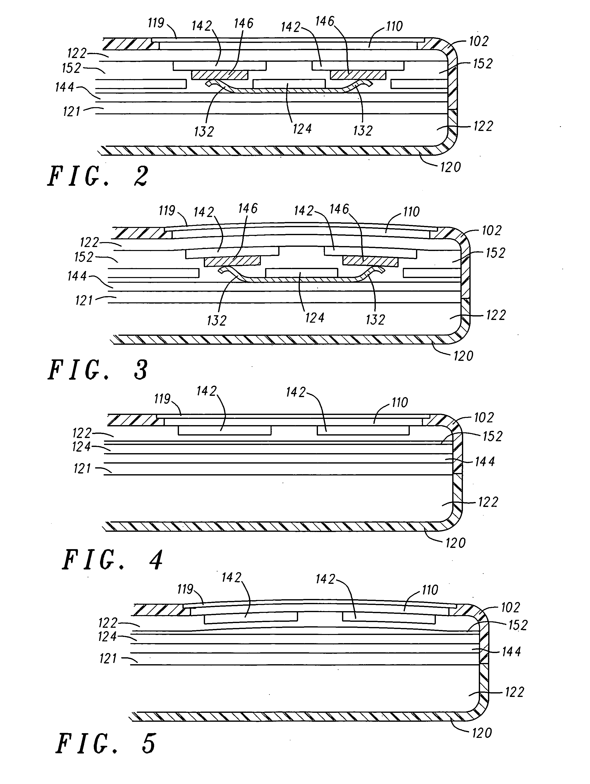 Electronic device providing tactile feedback