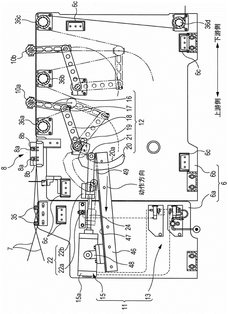 Warp yarn force application method and warp yarn tension adjustment device of warp yarn tension adjustment device of cord fabric weaving device