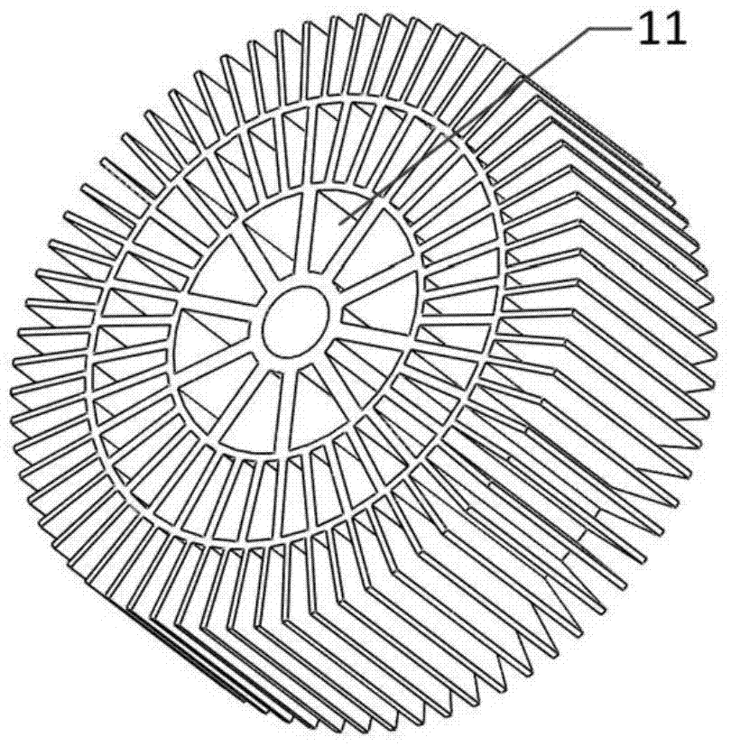 A heat dissipation structure of a high-voltage and high-current vacuum circuit breaker