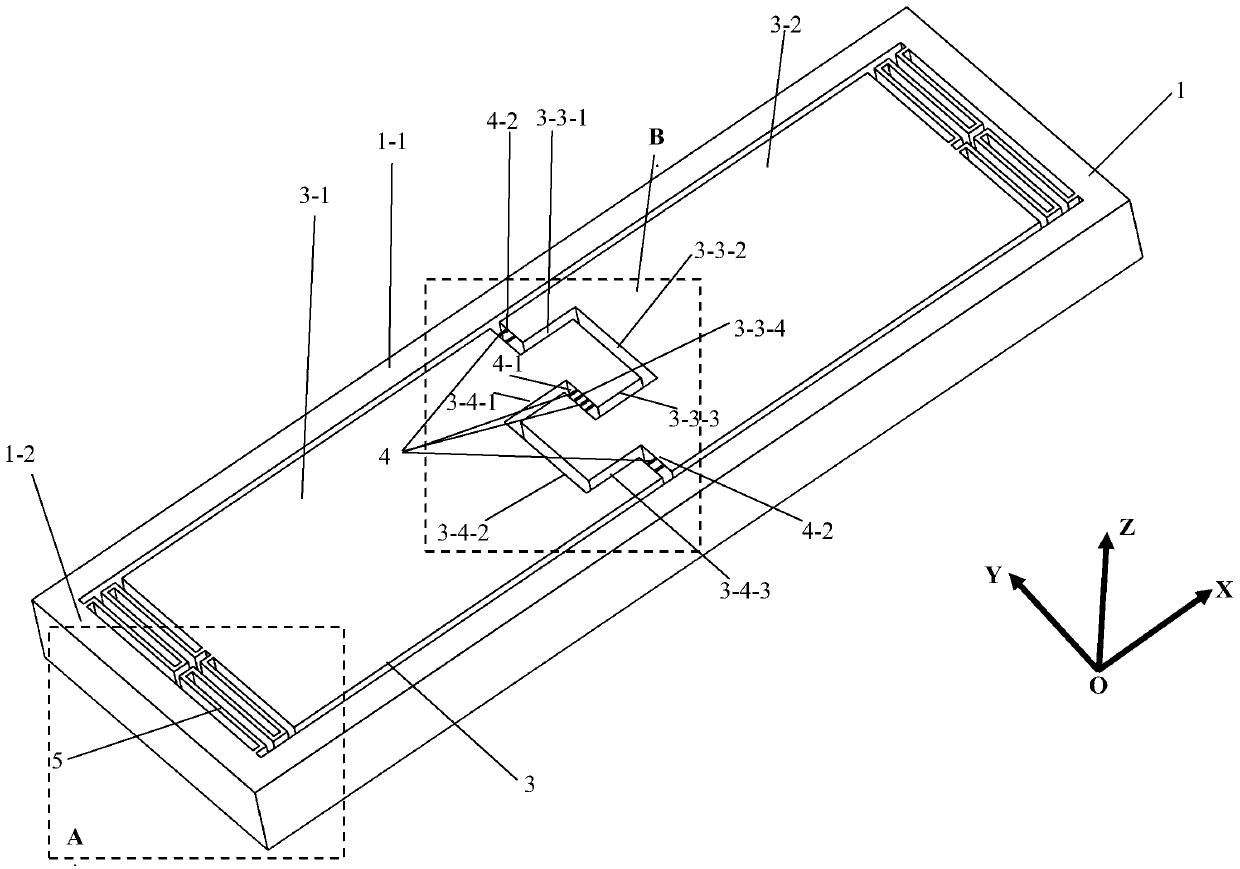 Out-of-plane piezoresistive accelerometer chip with pure axial deformation sensitive beam and preparation method thereof