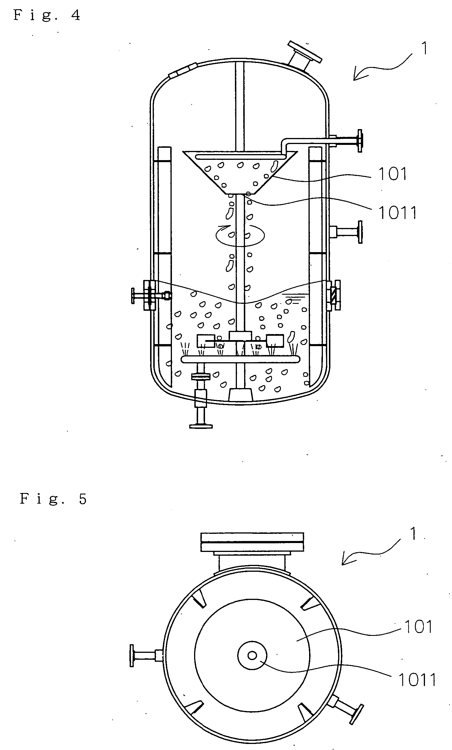 Method of removing solvent from polymer solution and solvent removing apparatus