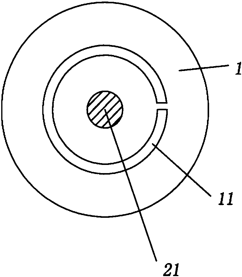 Sports equipment cleaning device