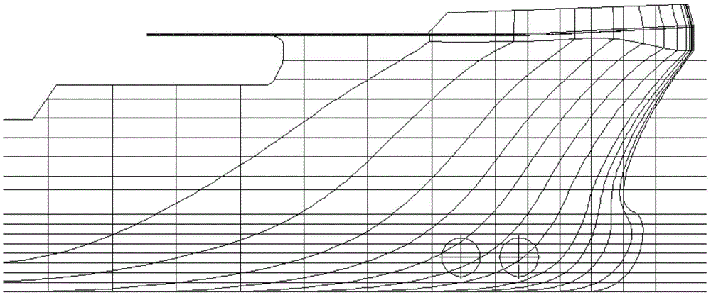 Hippocampus-shaped bulbous bow type bow structure of marine tug