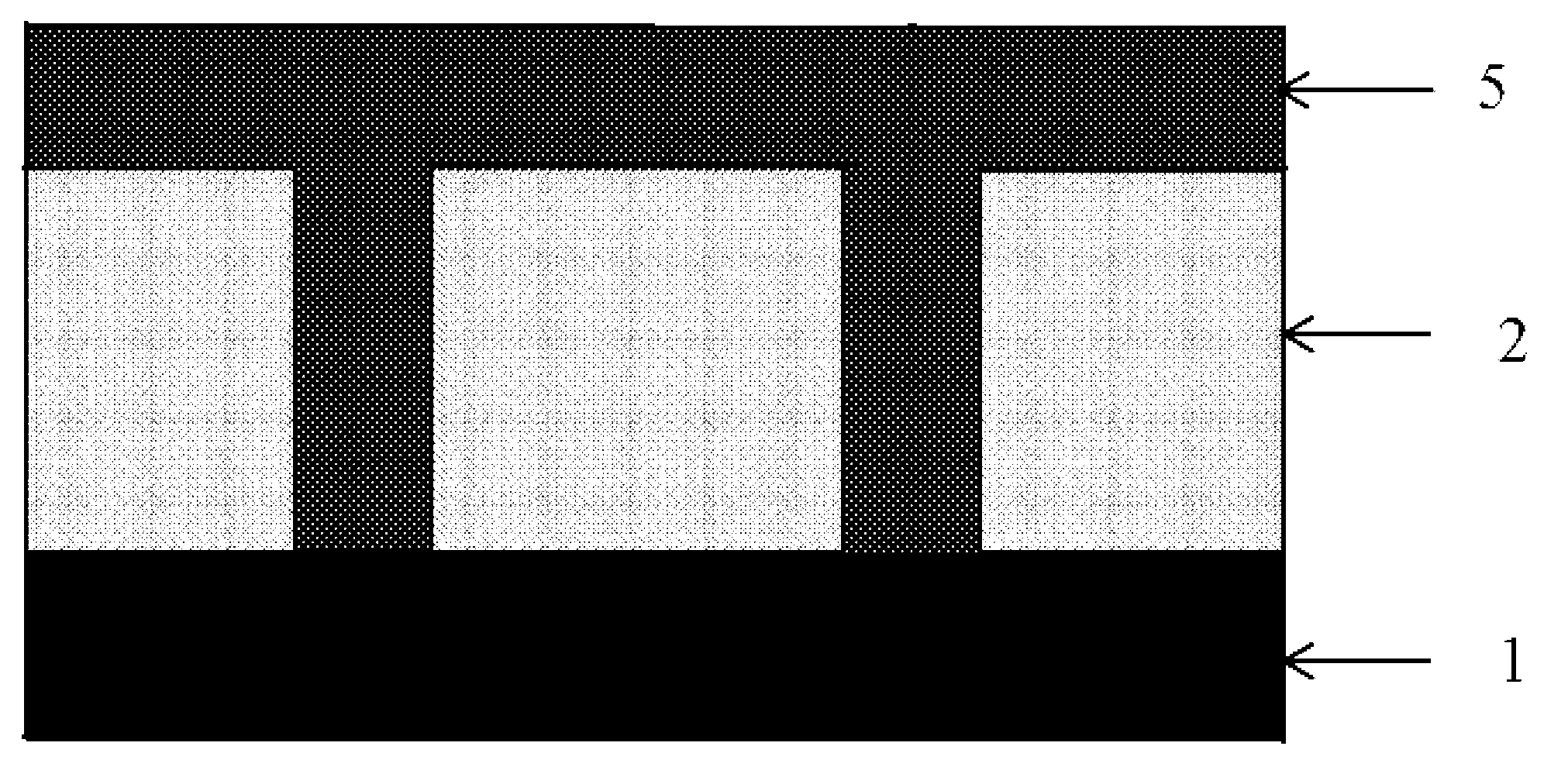 Through-hole-priority dual damascene copper interconnection method for reducing coupling capacitance of redundant metal