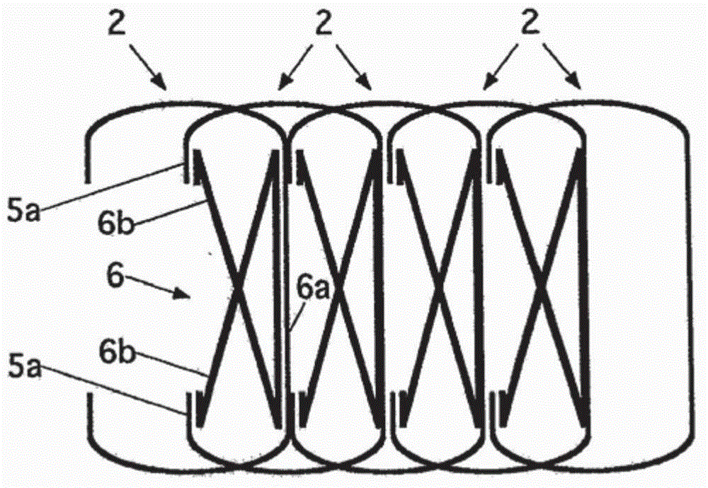 Elastic chain and decorative items made from said elastic chain