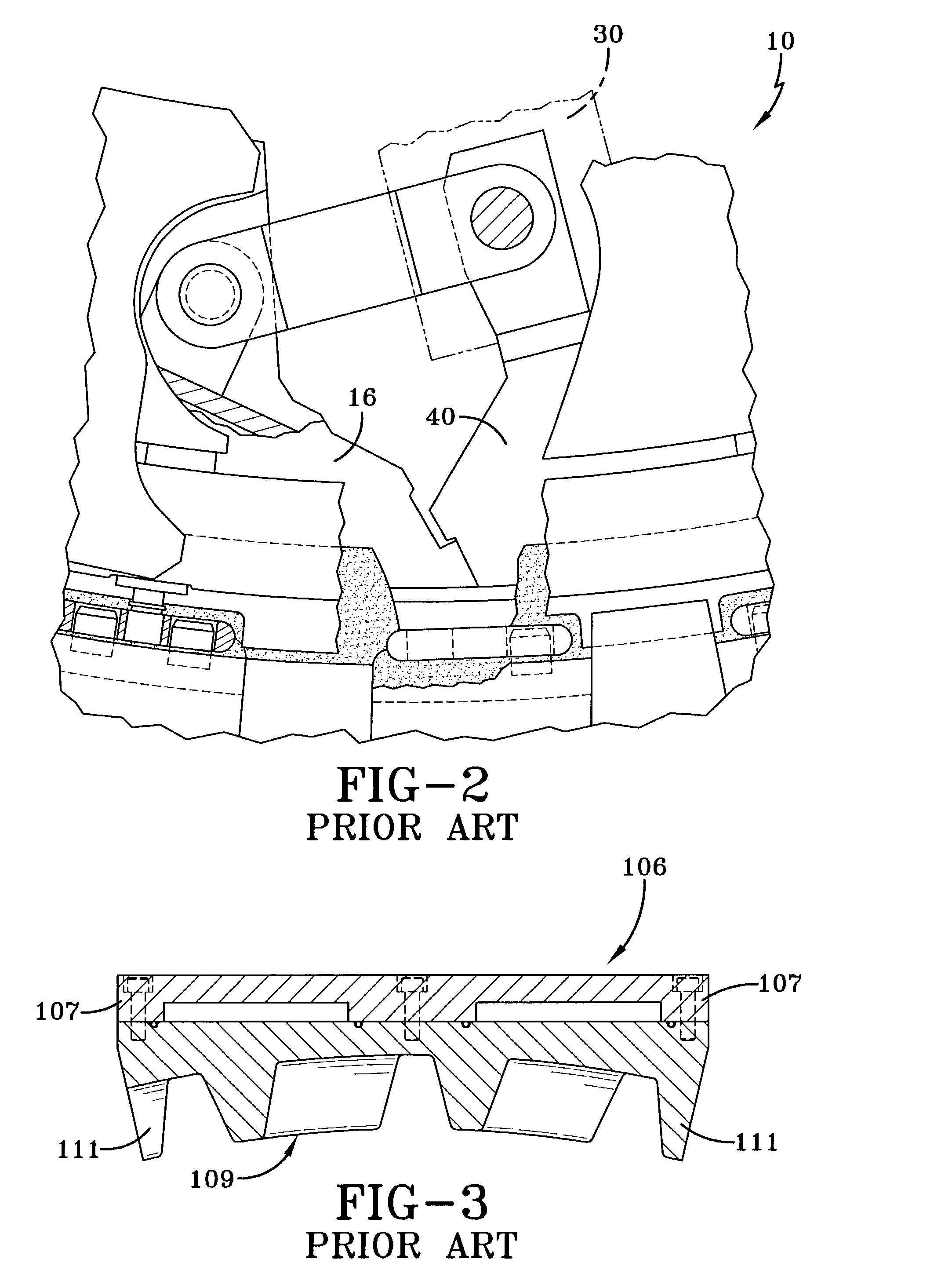 Mold and method of molding annular tread