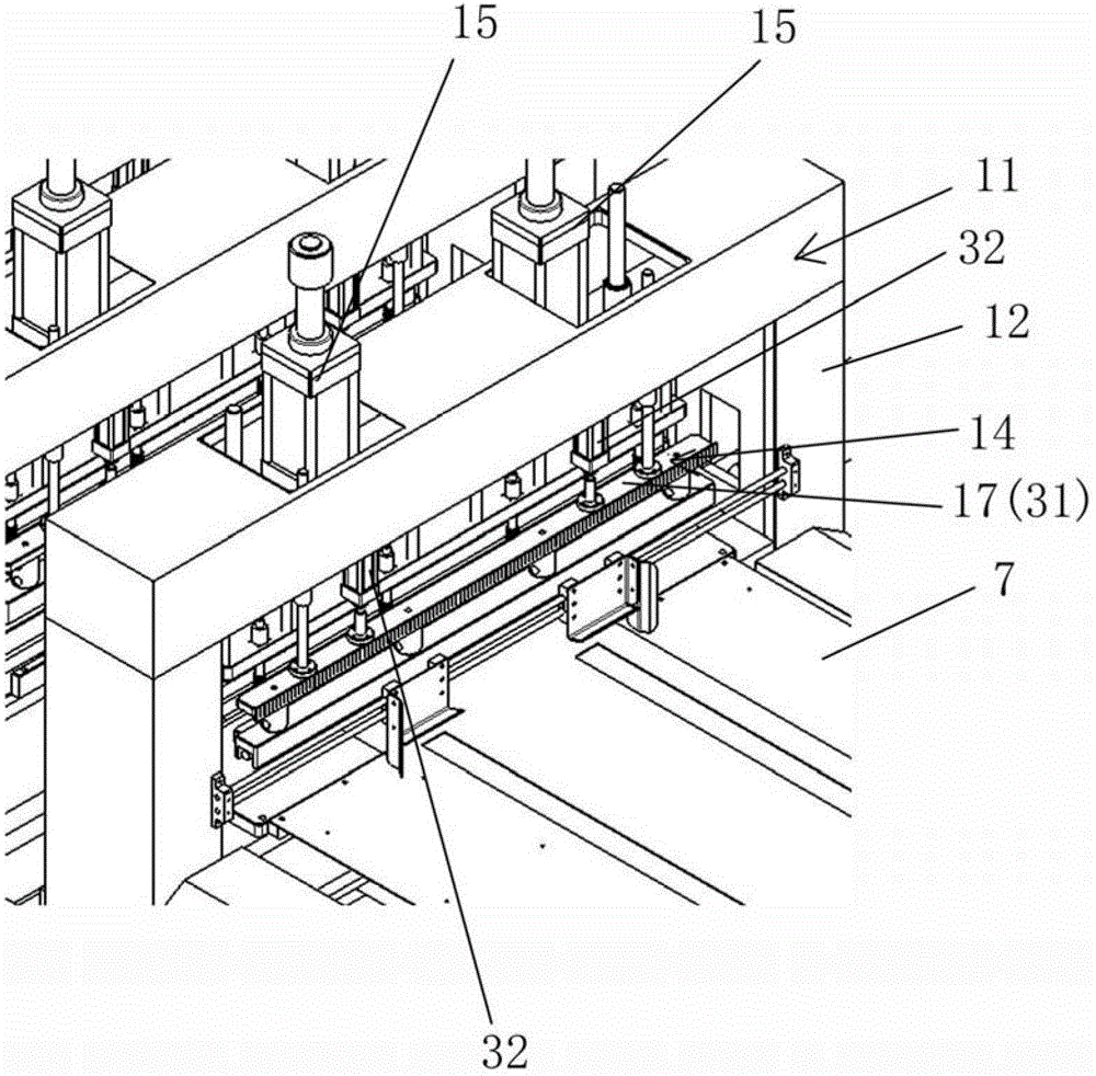 Hoarding box hoarding crease machine head