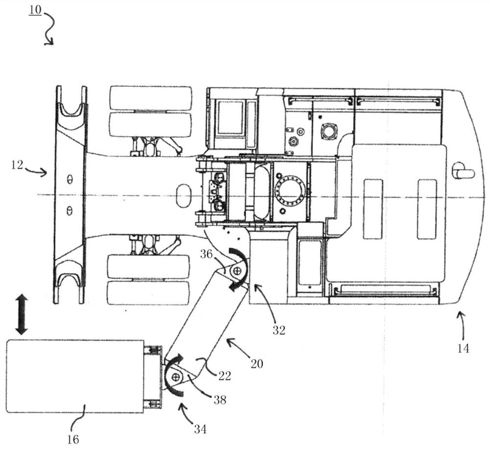 Mobile working machine with pivotable cab