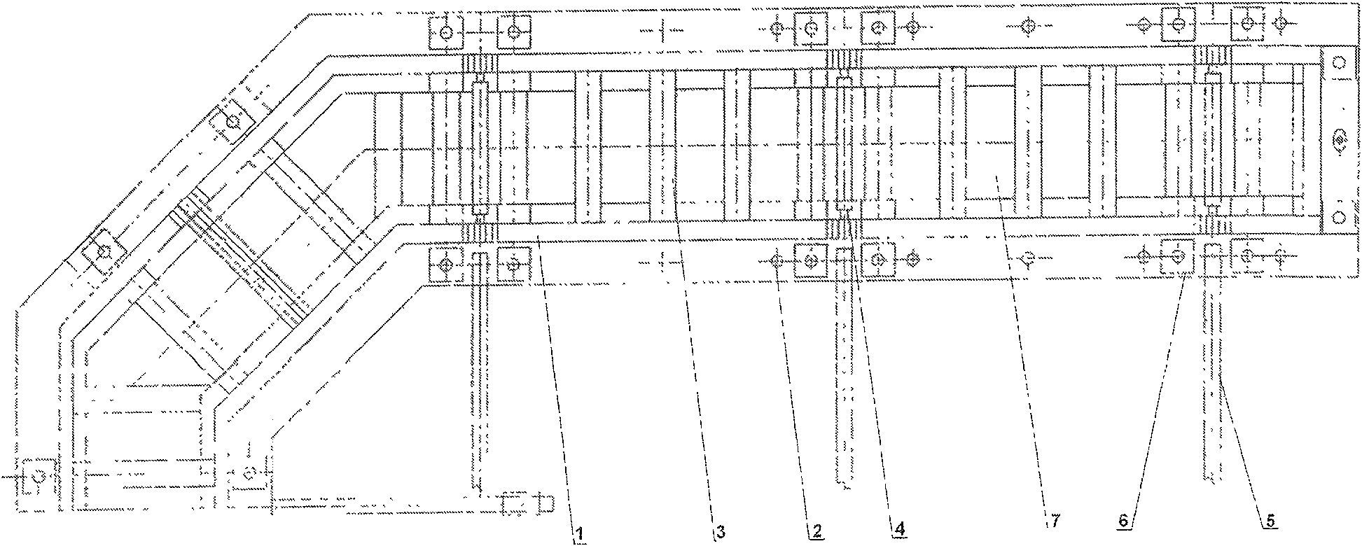 Assembled blast wall and inverted type road lunge combination protection device