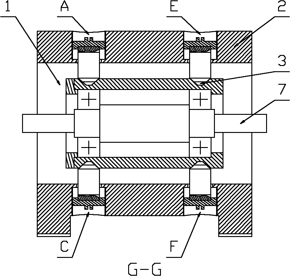 Adjusting mechanism for rotor centration by utilizing piezoelectric crystal