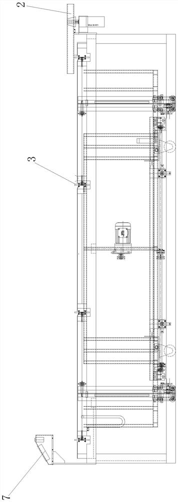 Material collecting device of paper angle bead machine