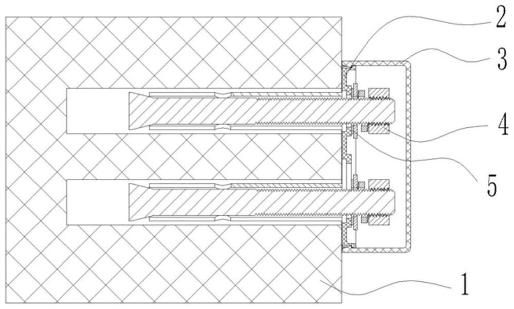 Double ground wire fixing device for electric water heater and electric water heater