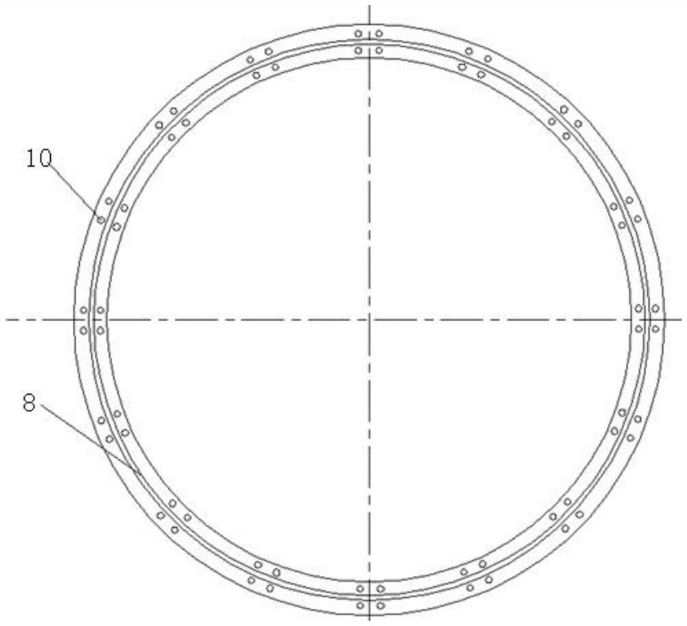 A pre-assembled leaching tank and assembly method