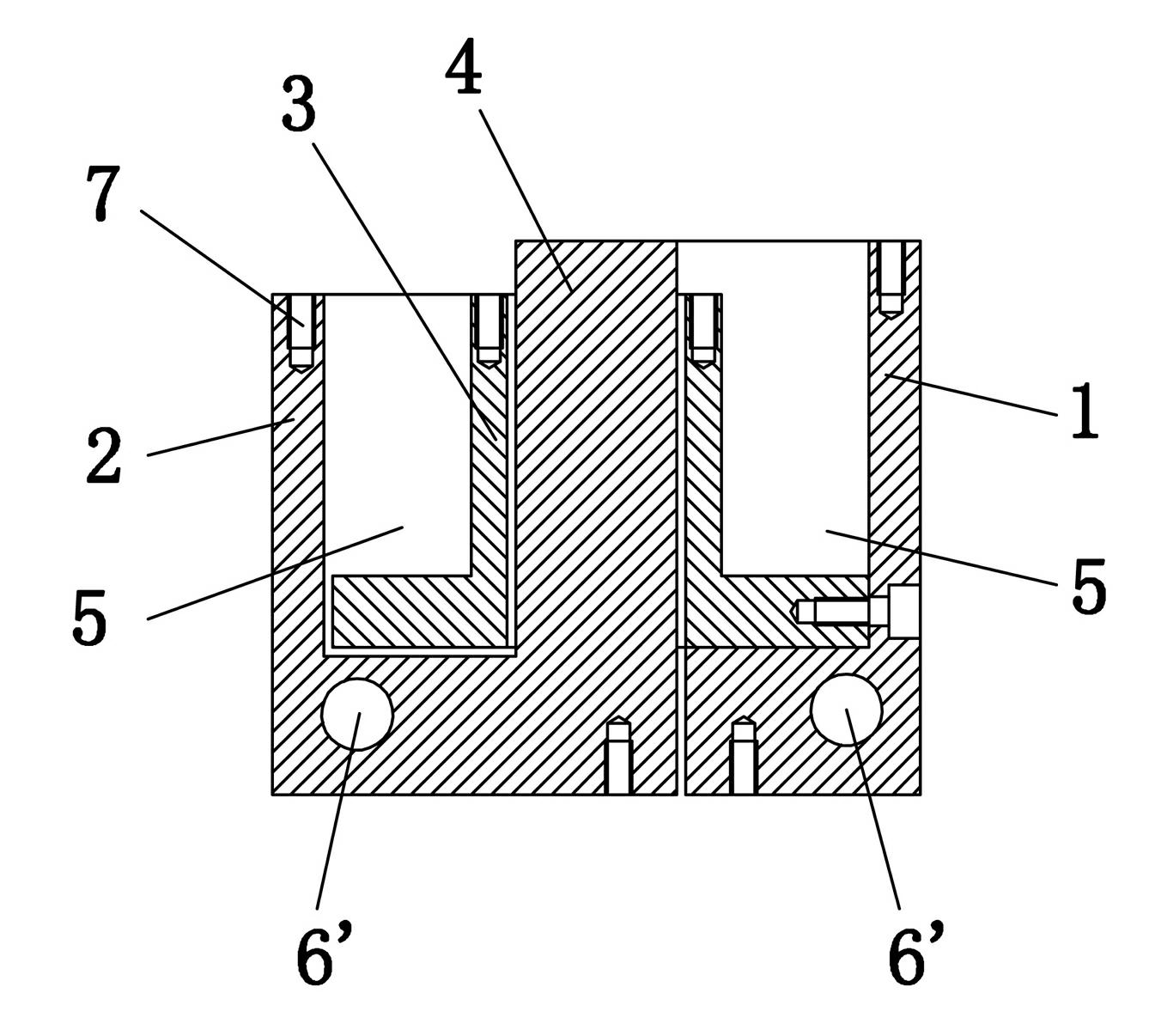 Low-voltage large-current output transformer