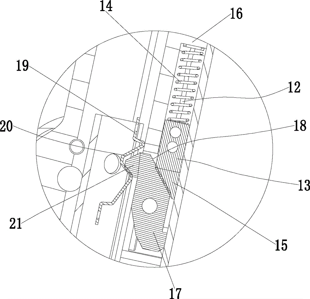 Secured clamping device for folding electric tricycle