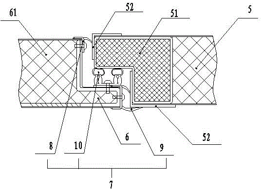 Efficient heat insulation side door of city multi-functional three-temperature distribution vehicles