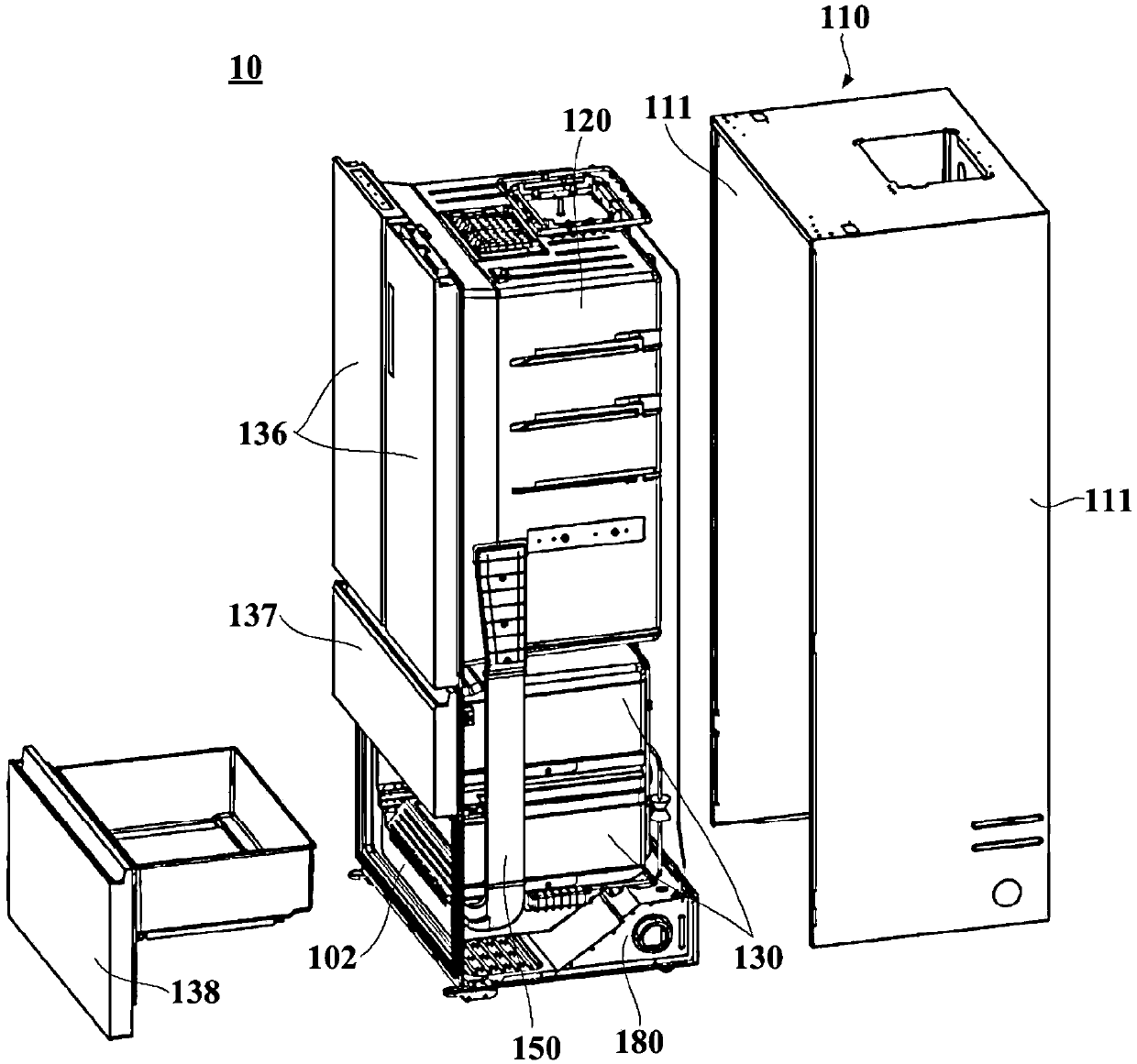 Refrigerator provided with cooling chamber located in lower part of inner side of freezing liner