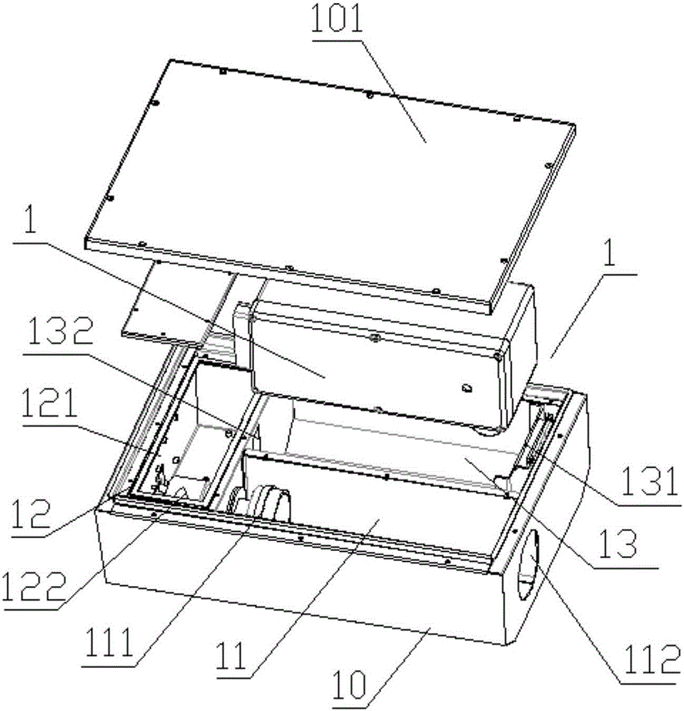 Air purifying device with hollow fiber membrane