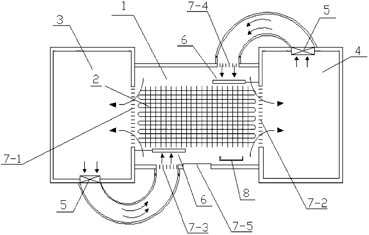 Pressure differential defrosting device of evaporator in air cooler of refrigerated storage