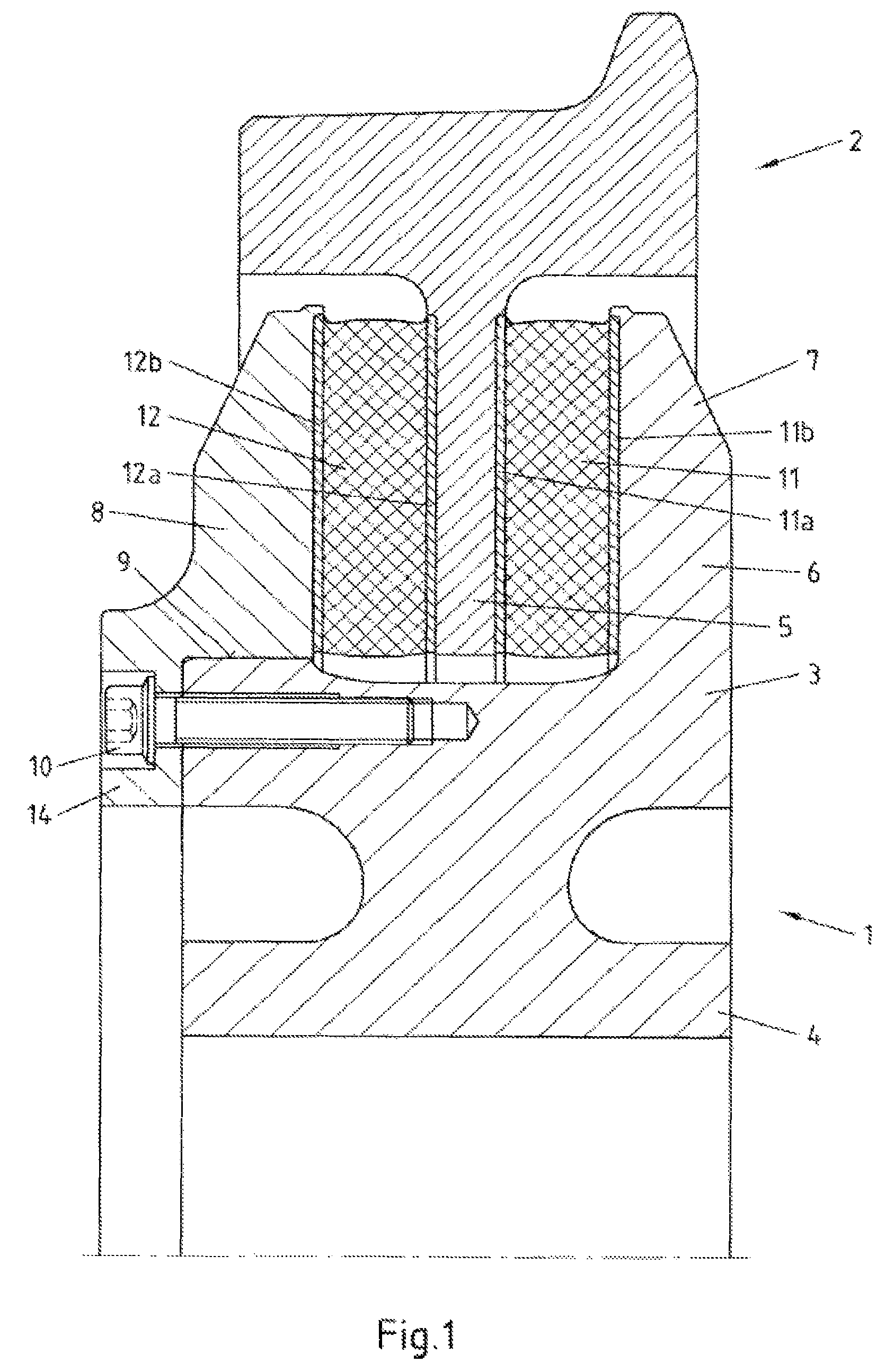 Railway vehicle wheel with elastic rubber suspension