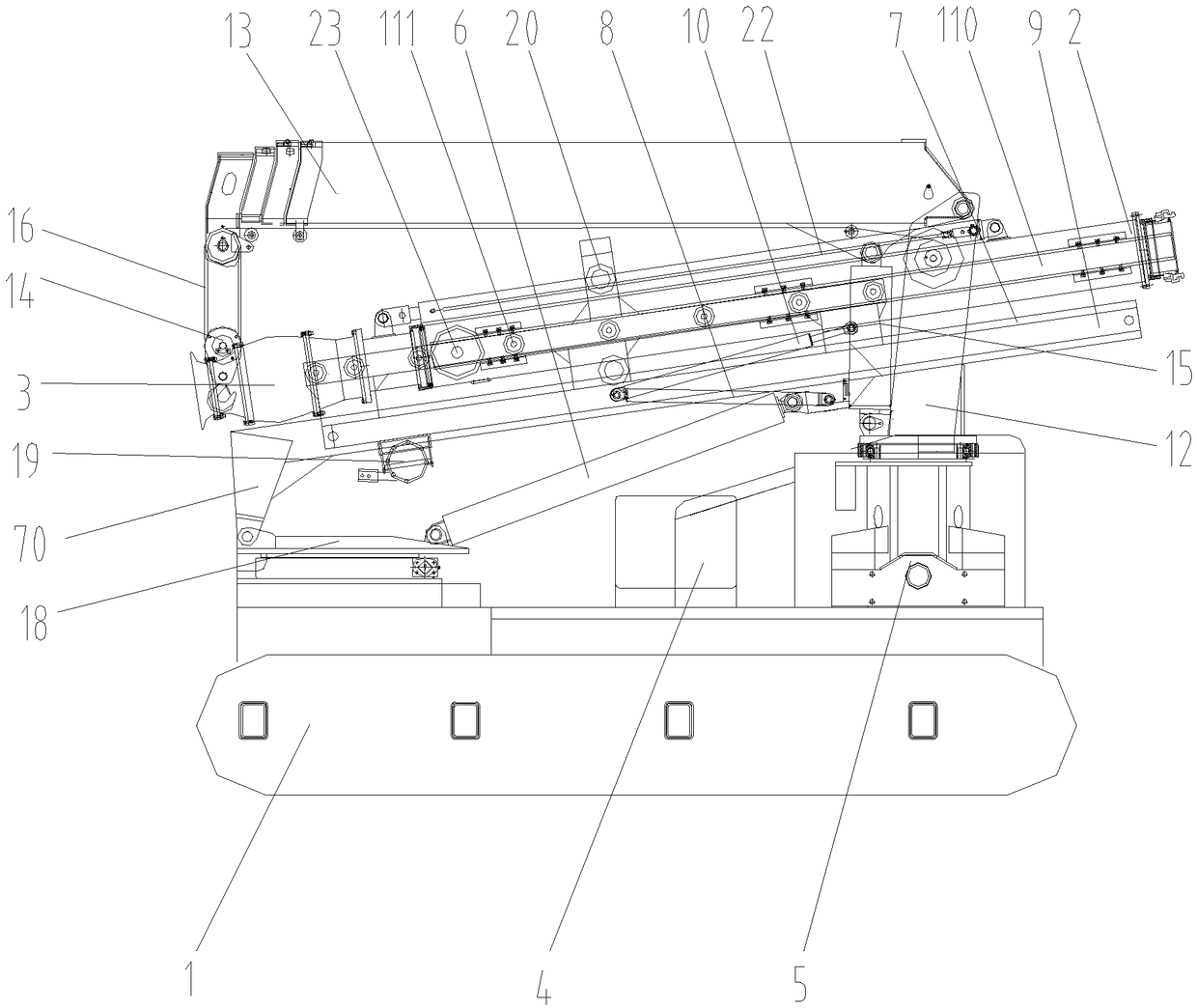 Double-folding-type water pipe lengthening continuous track chassis drainage vehicle