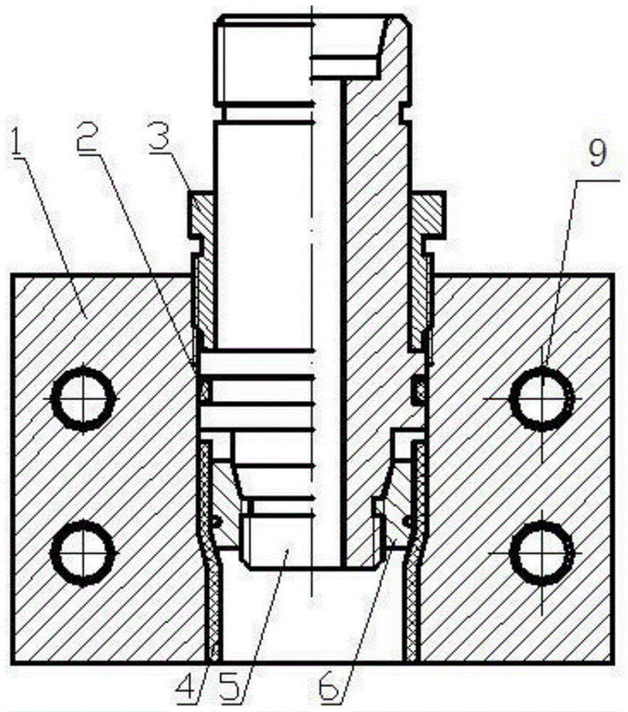 A pipe joint device based on mold hydraulic clamping system