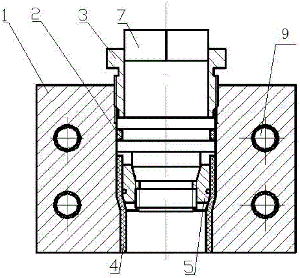 A pipe joint device based on mold hydraulic clamping system