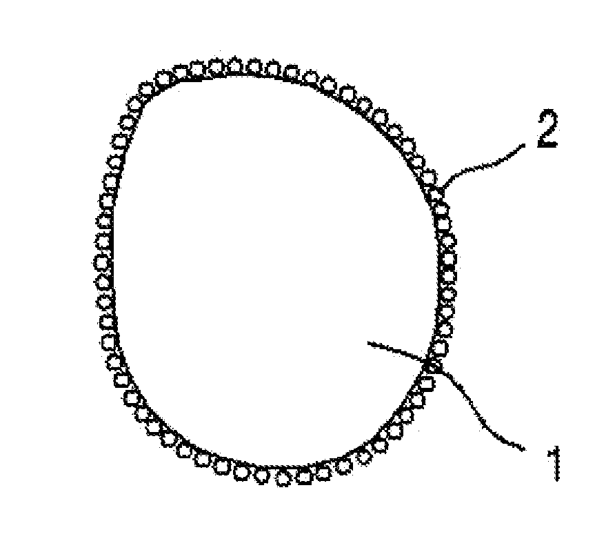 Construction material containing microencapsulated phase change material, and preparation method thereof