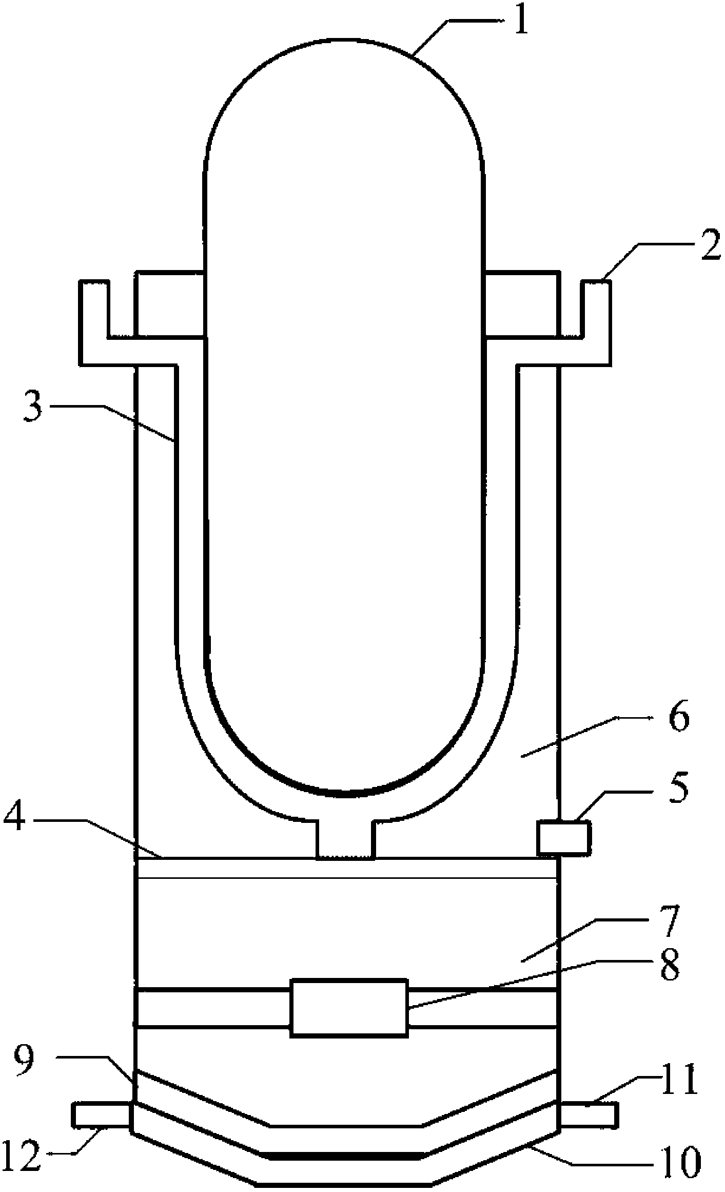 Device combining in-core and out-of-core dwelling of molten material of large-scale passive nuclear power plant