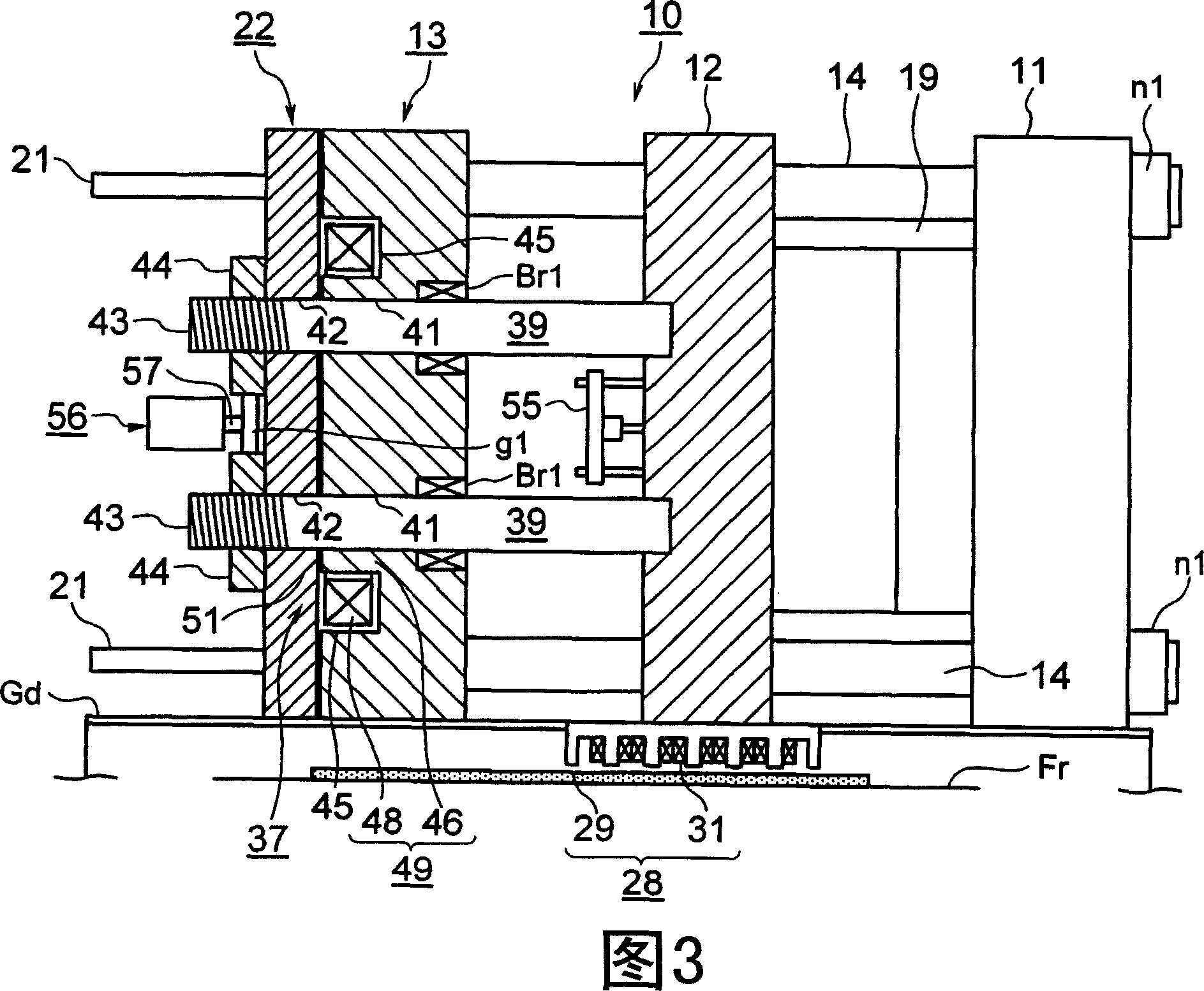 Mold clamping device and mold thickness adjusting method