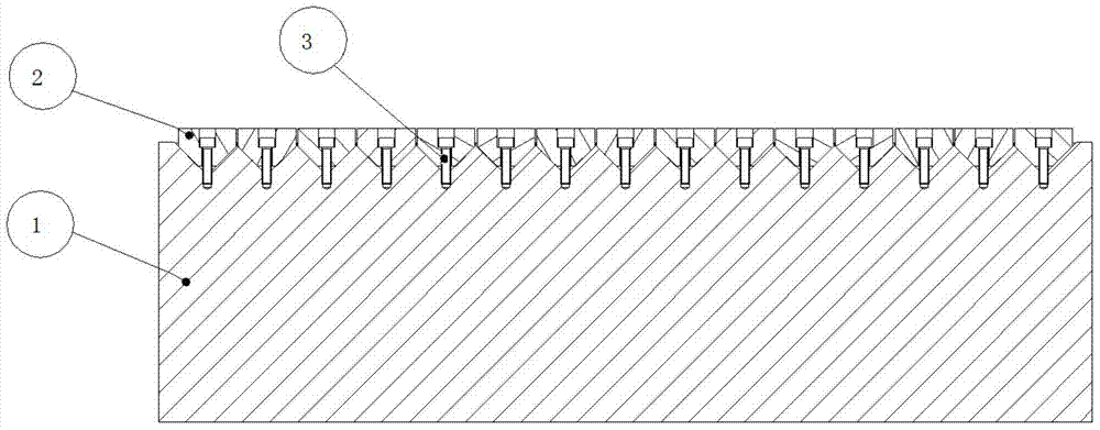 Wear-resistant close-packed armored roll surface