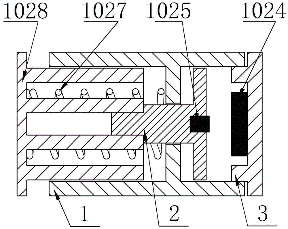 Safe drug injecting pump with displacement pressure detection