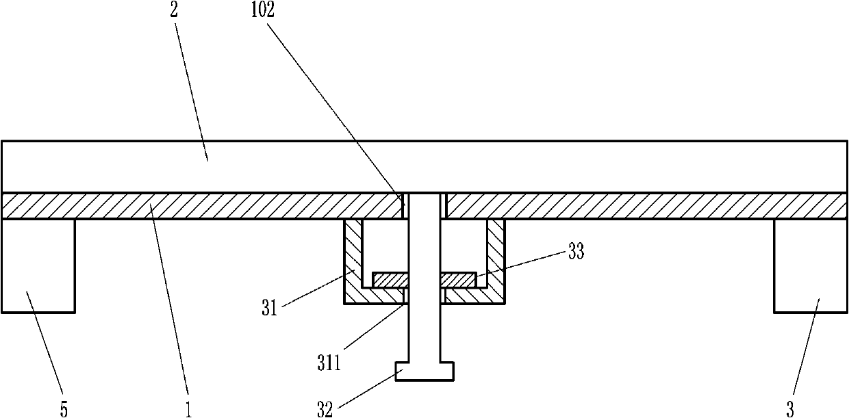 Connecting device for desk plate and desk legs