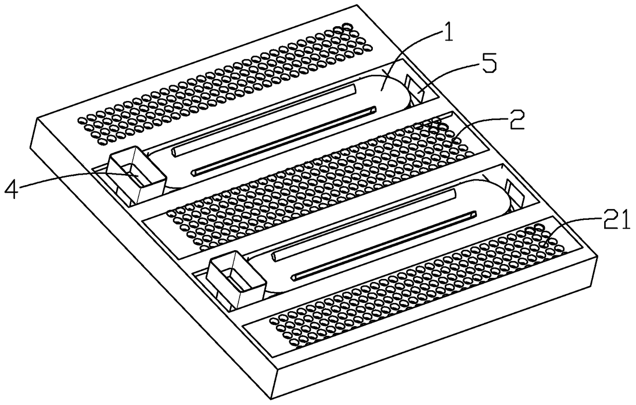 A refrigerator deicing device