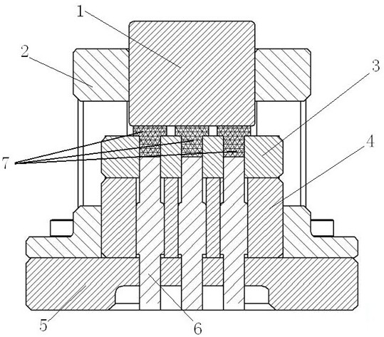 Combined riveting test clamp easy to rivet and disassemble